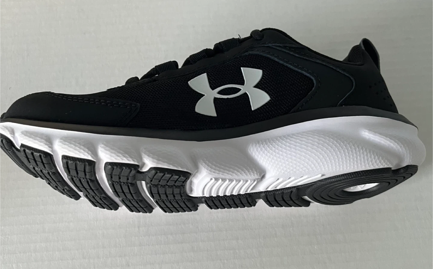 Under Armour Assert 9 Black Running Shoes