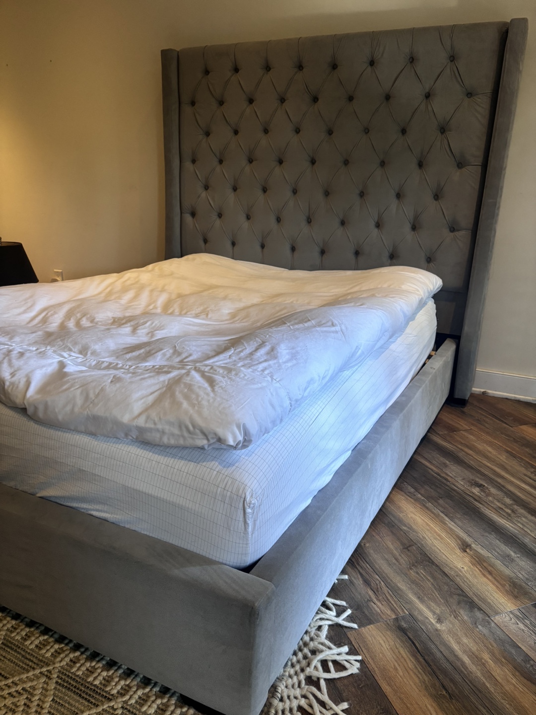 QUEEN Grey Tufted Wingback Bed Frame - photo 3