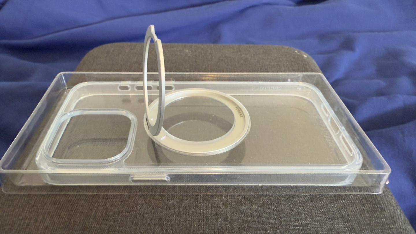 iPhone 15 Pro Max Case (BRAND NEW!) - photo 3
