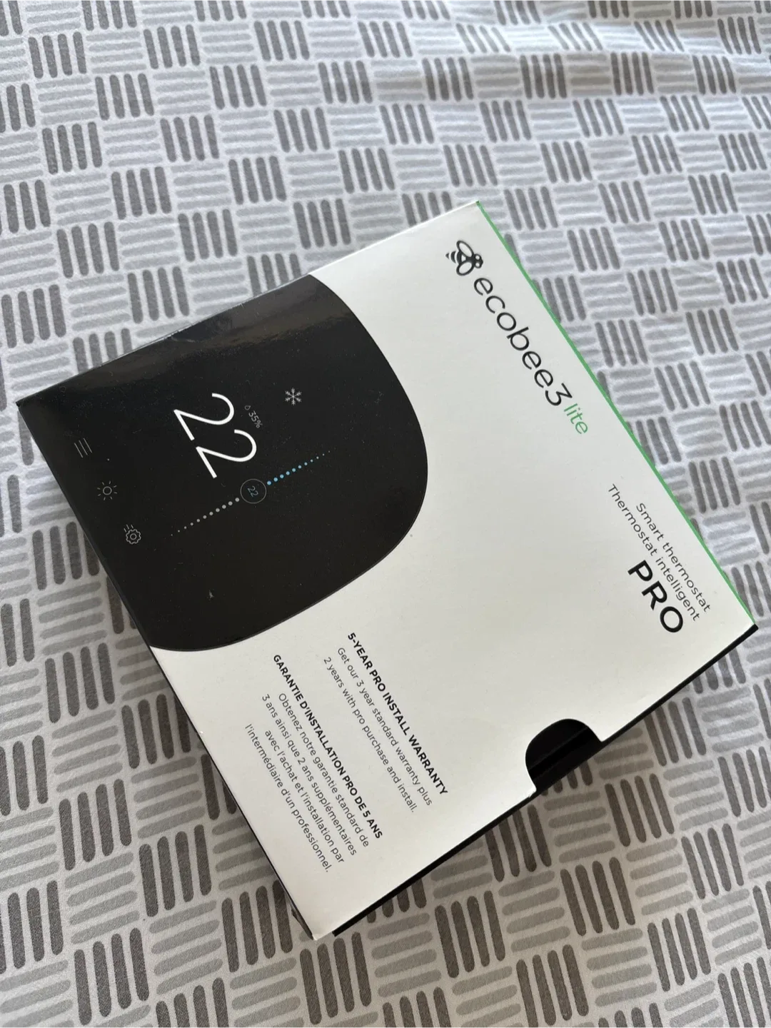 Ecobee3 Lite Pro Smart Thermostat - New in Box thumbnail