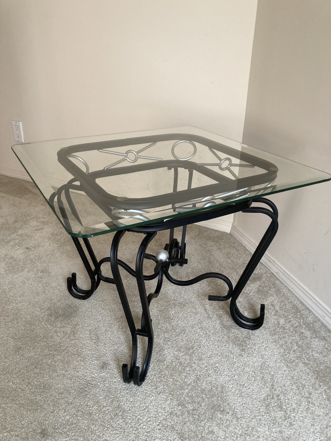 Wrought iron end table - photo 2
