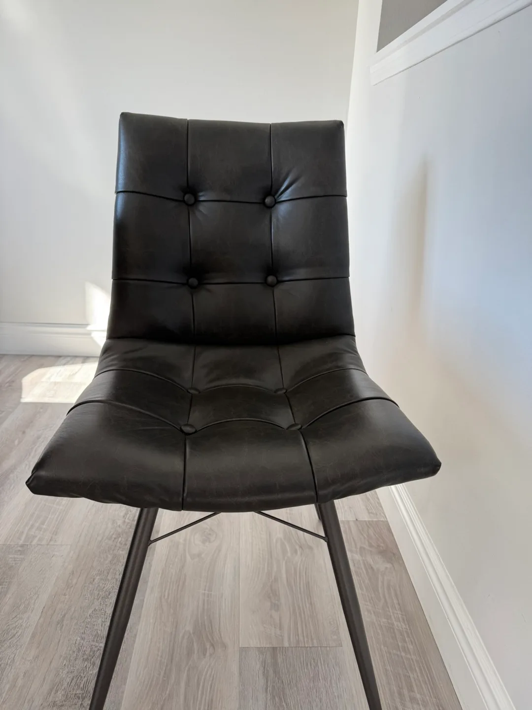 Black Faux Leather Dining Chair (6) thumbnail