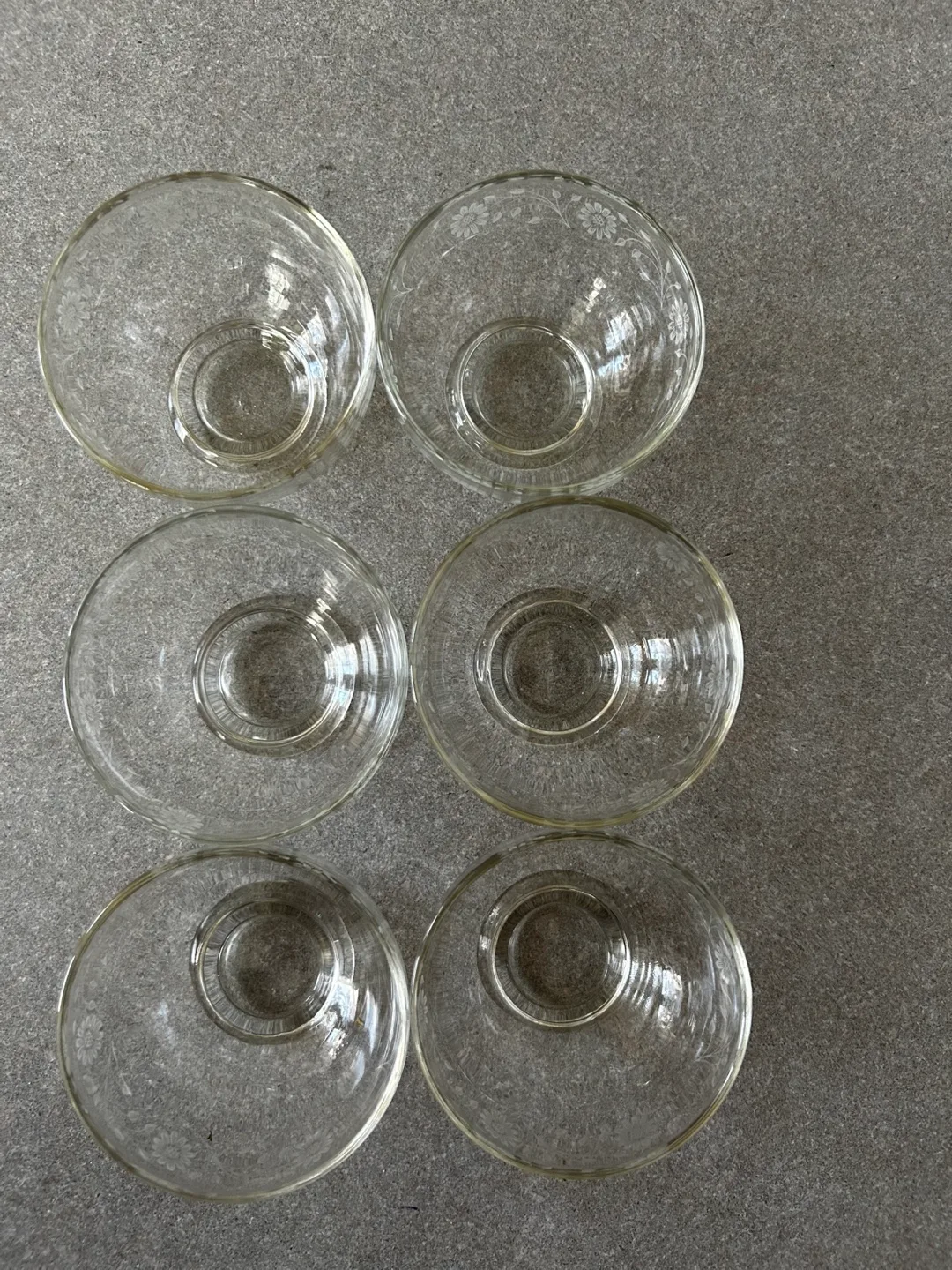 Set of 6 Etched Glass Dessert Bowls image indicator(2)