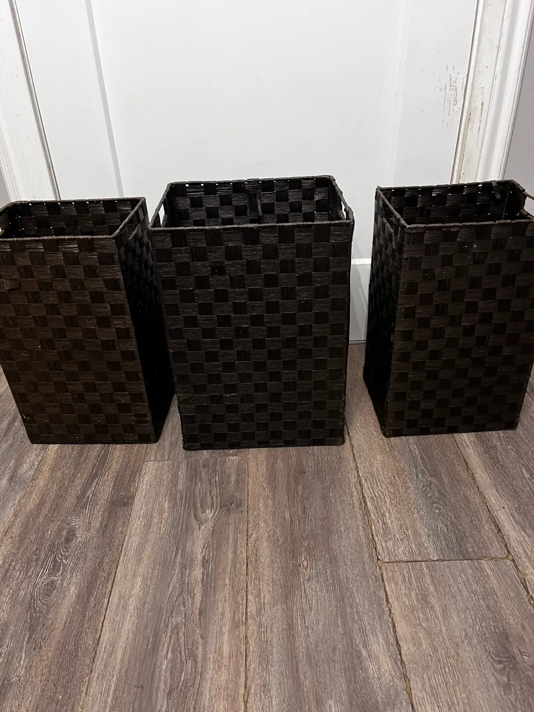 Set of 3 Brown Woven Baskets 🥕 thumbnail