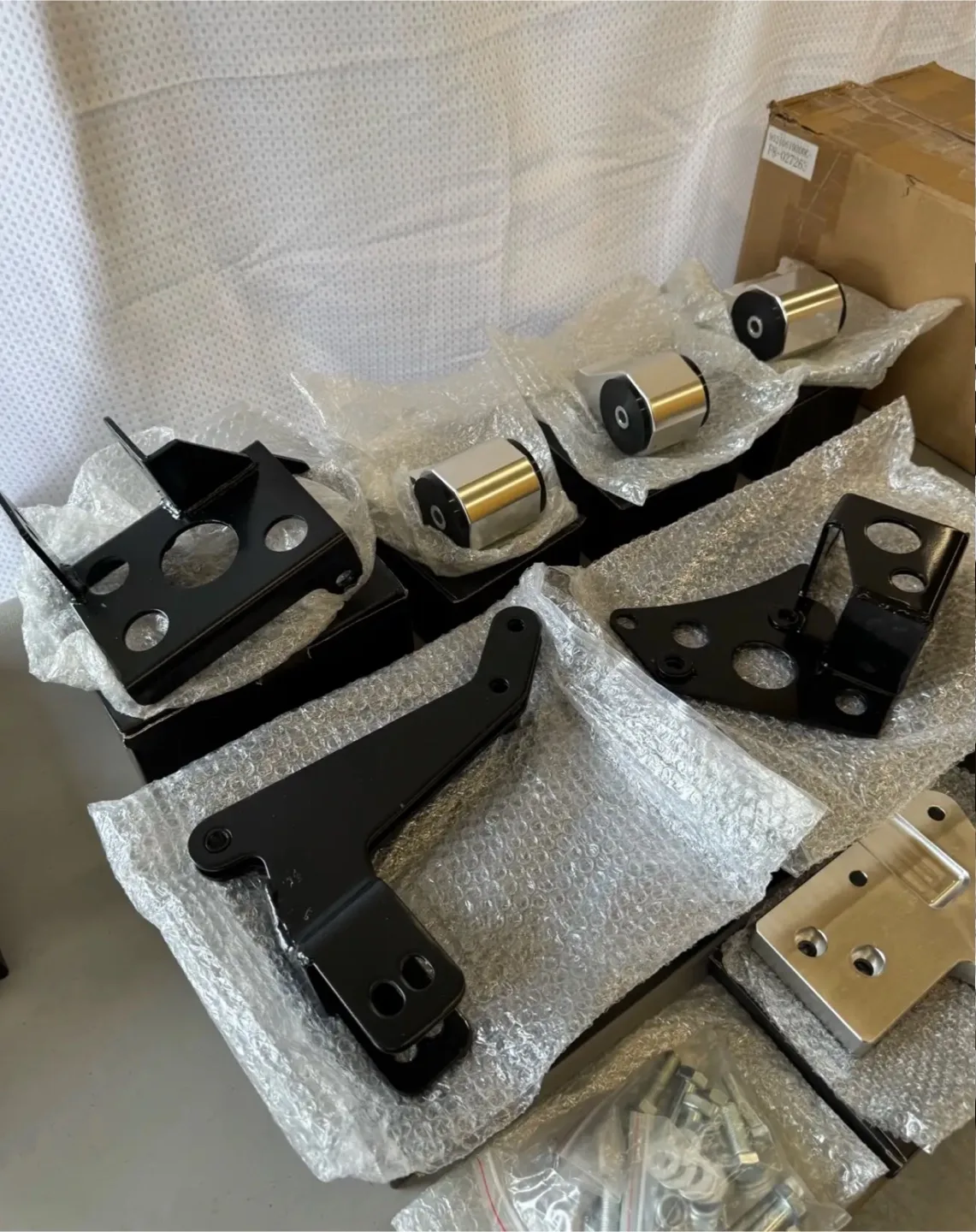 Labwork Honda K-Series Engine Mount Kit image indicator(7)