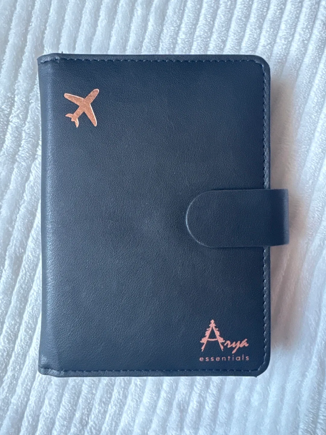 Arya Essentials Black Passport Holder thumbnail
