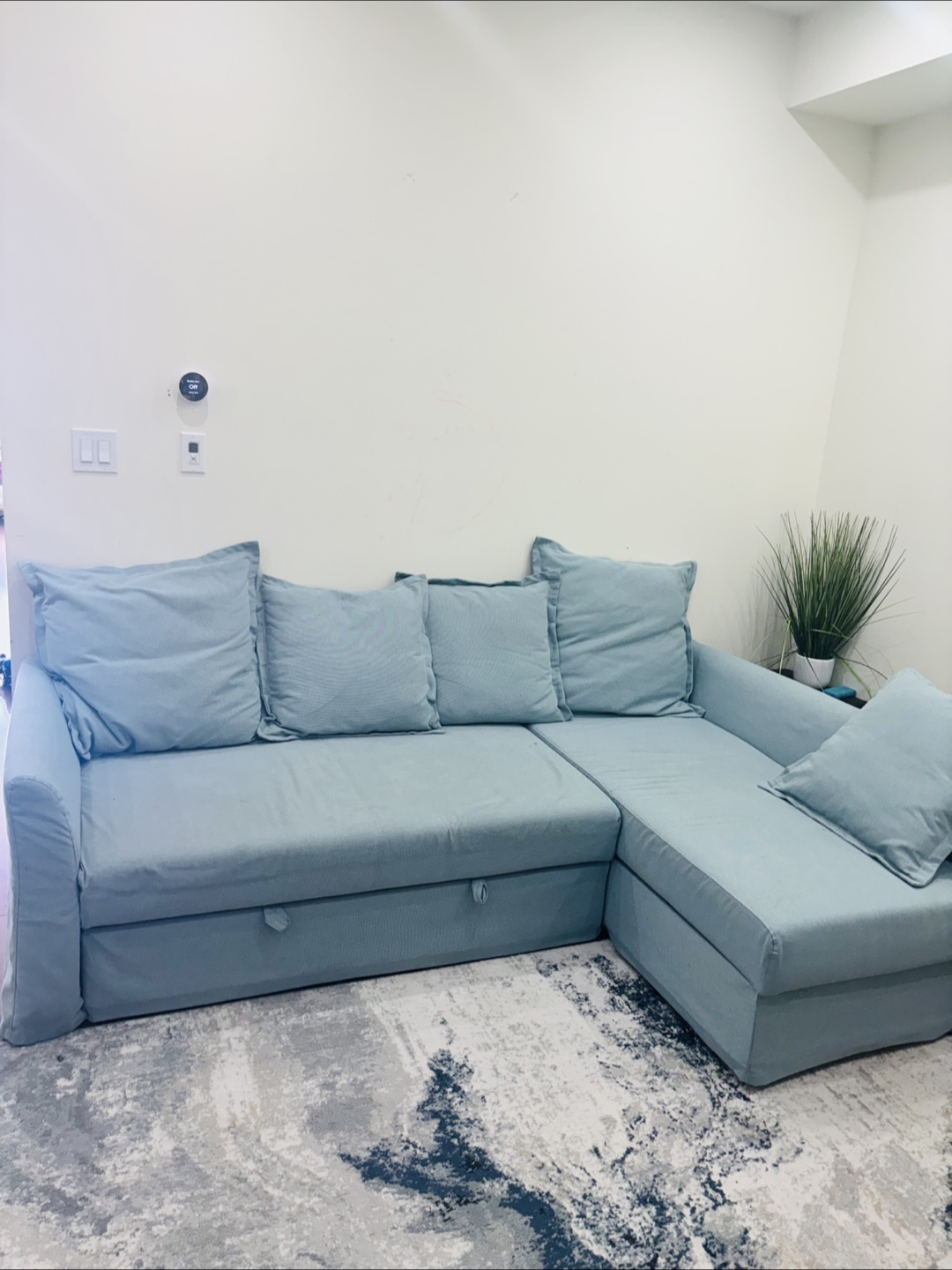 Ikea HOLMSUND Sectional sleeper couch - almost new