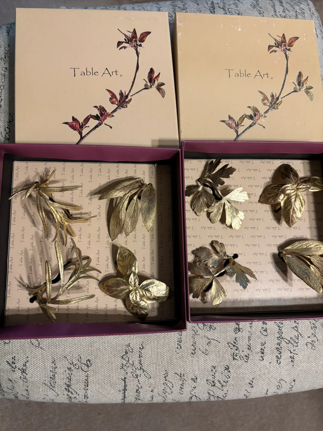 Table Art Gold Leaf Napkin Rings (Set of 8) - photo 2