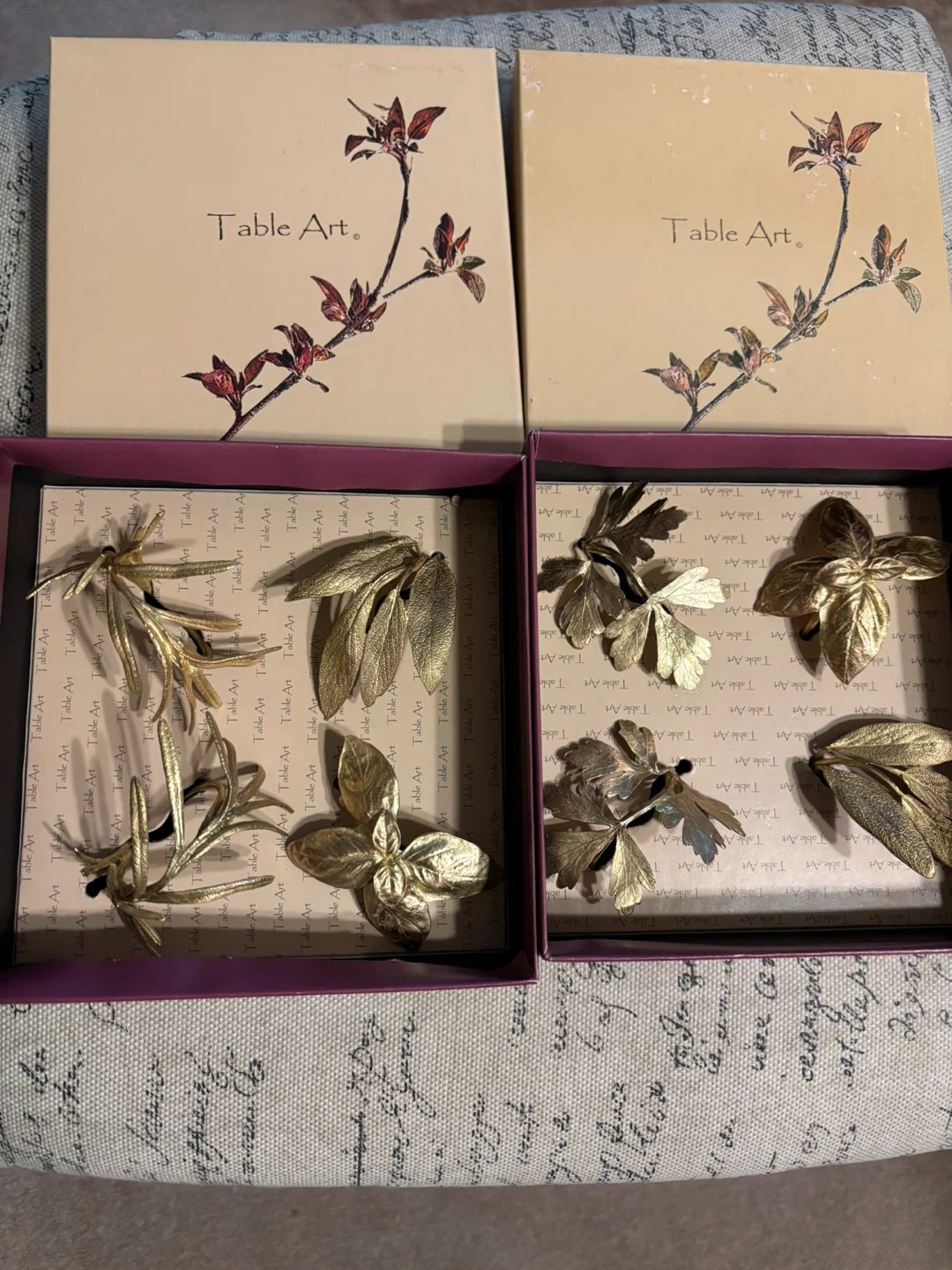 Table Art Gold Leaf Napkin Rings (Set of 8)
