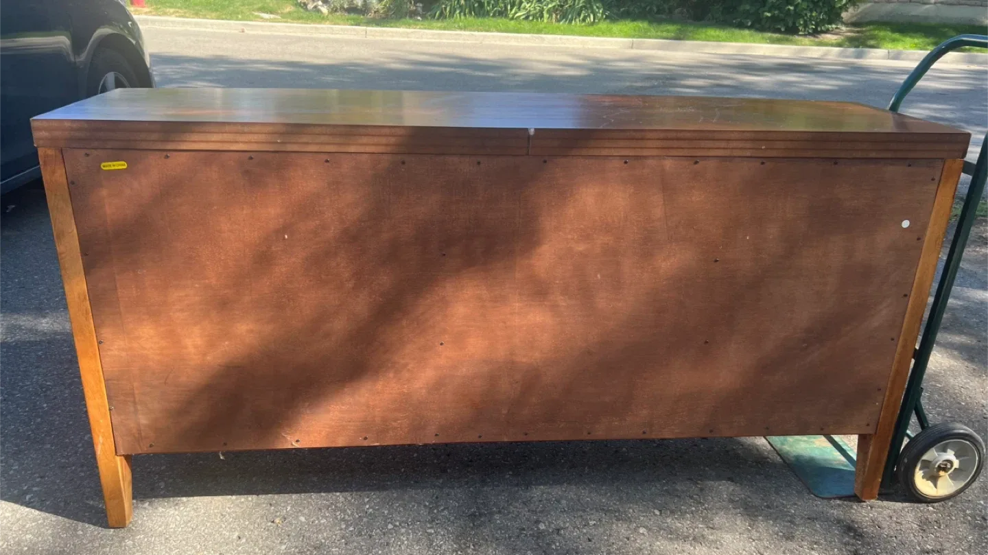 Wood Dresser with 9 Drawers image indicator(4)