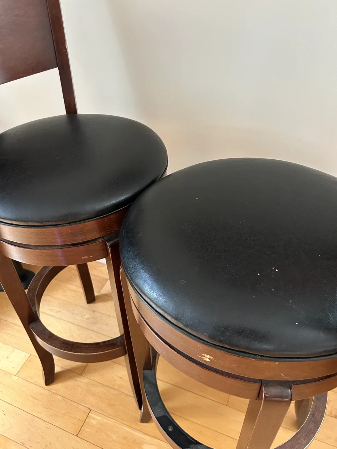 Set of 2 Brown Wood Bar Stools image indicator(6)