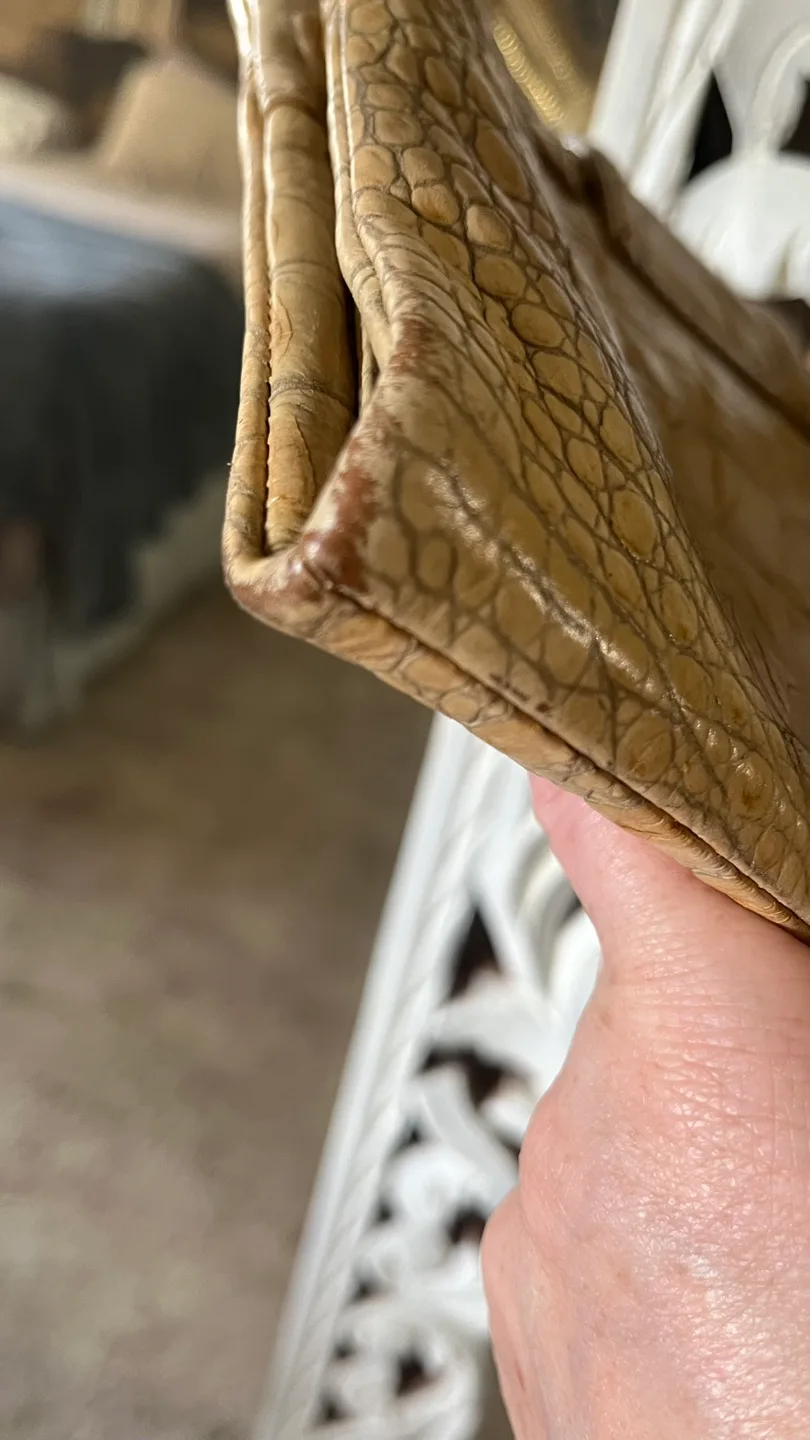 Brahmin Croc Embossed Leather Crossbody Bag image indicator(5)