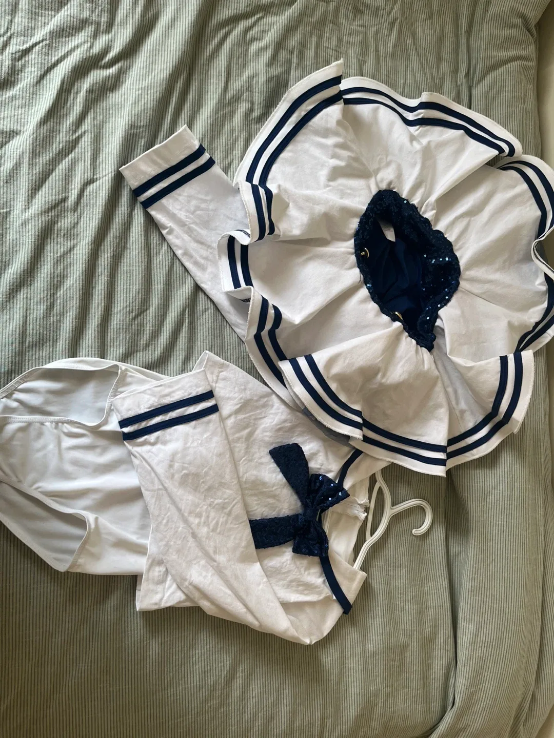 Sailor Outfit - Size 10/12 thumbnail