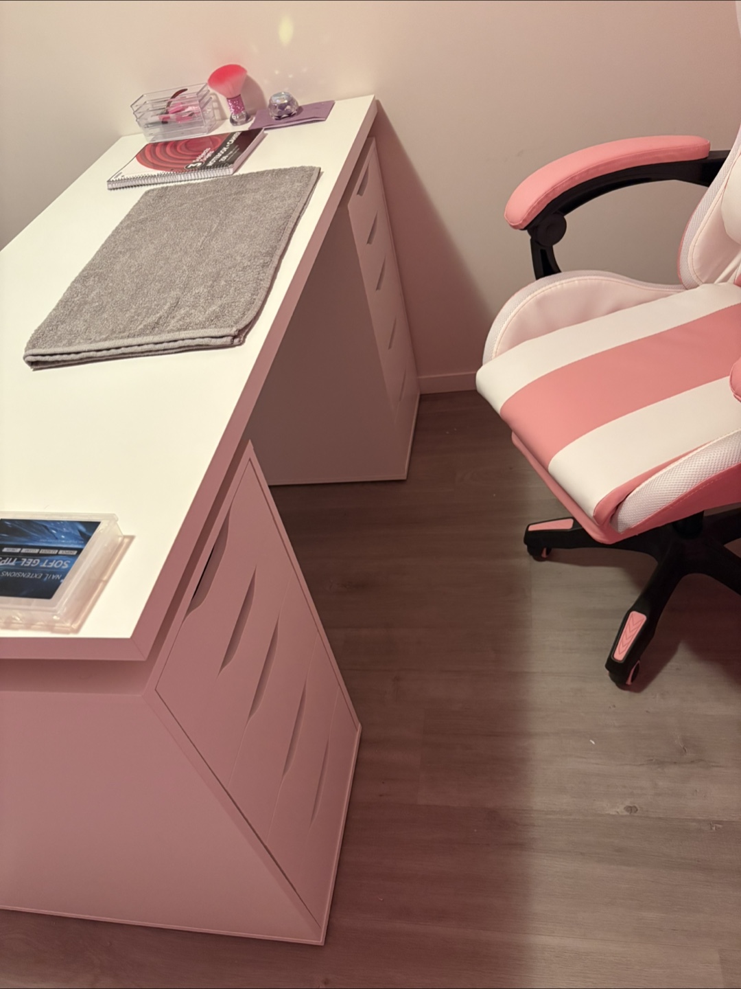 IKEA Lagkapten/Alex White Desk (55 1/8x23 5/8")