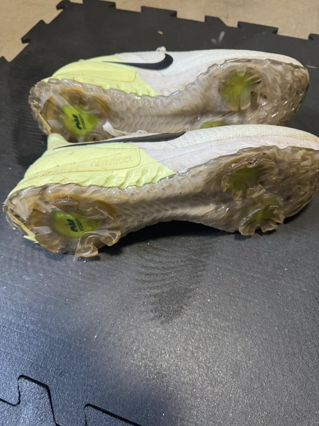 Nike React Infinity Golf Shoes image indicator(2)