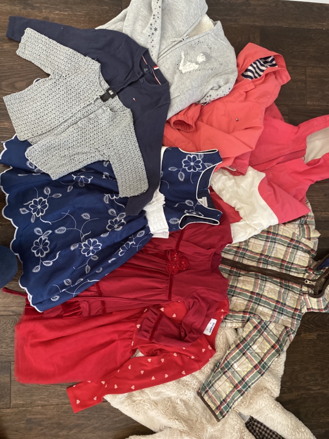 Girl’s Clothes for 4-5 years old