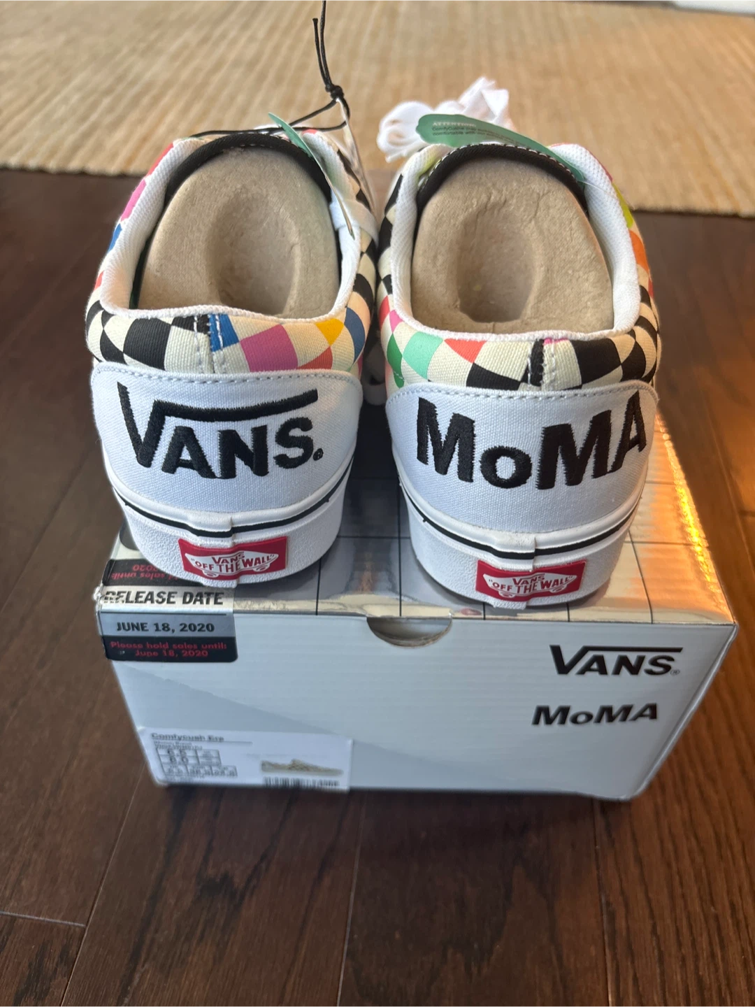 Vans MoMa shoes (brand new in box) - photo 2