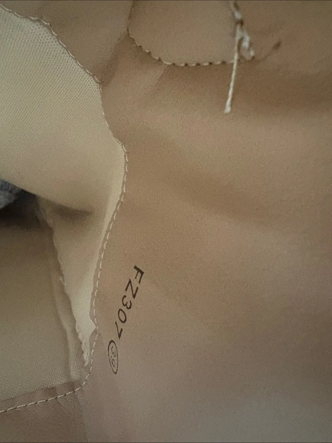 Brown Embroidered Cowboy Boots - Size 8.5 image indicator(6)