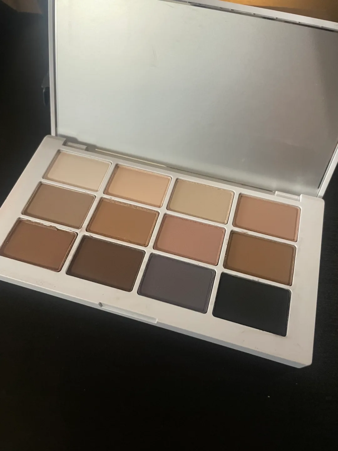 Makeup By Mario Master Mattes Eyeshadow Palette - The Neutrals image indicator(3)