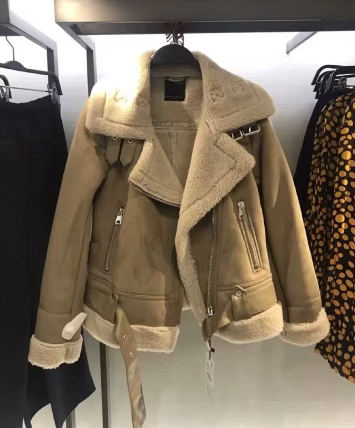 Jacket thumbnail