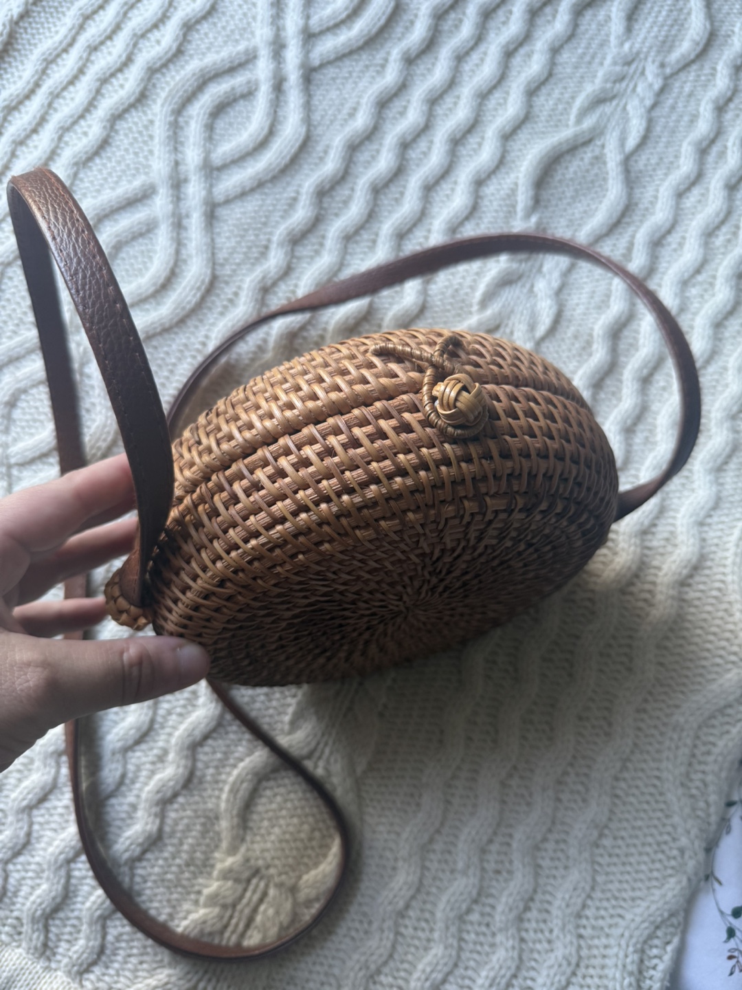 Vintage Solid Wicker Purse - photo 3