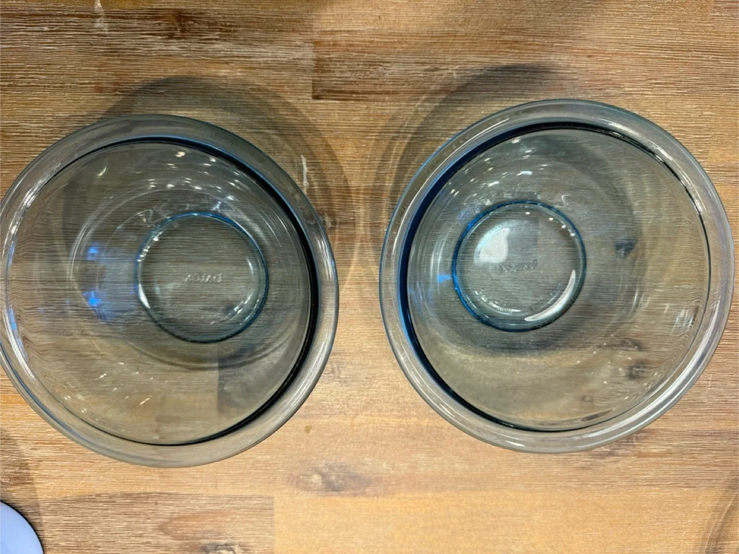 Pyrex Glass Bowls and Covered Dish image indicator(2)