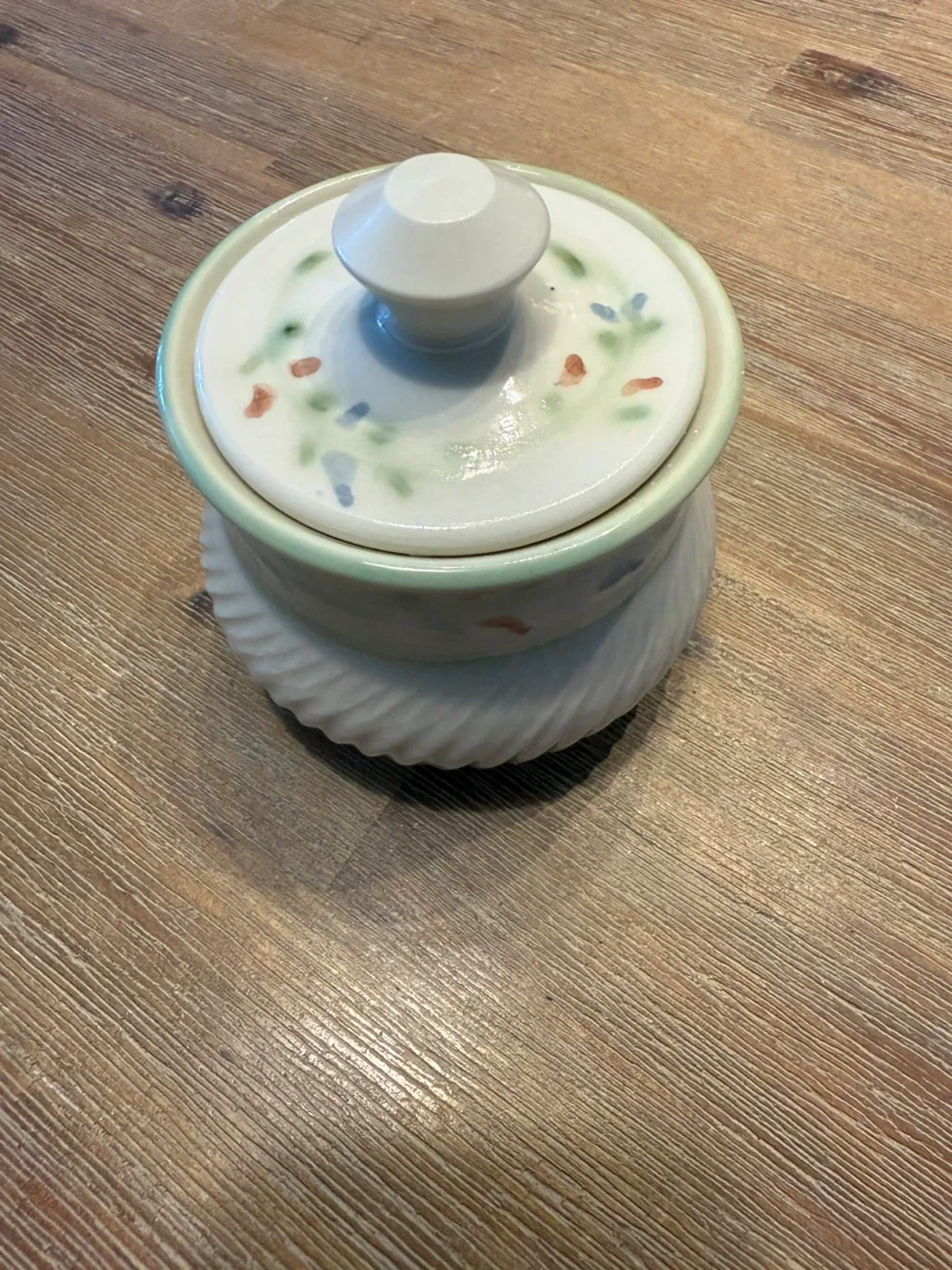 Pyrex Glass Bowls and Covered Dish image indicator(3)