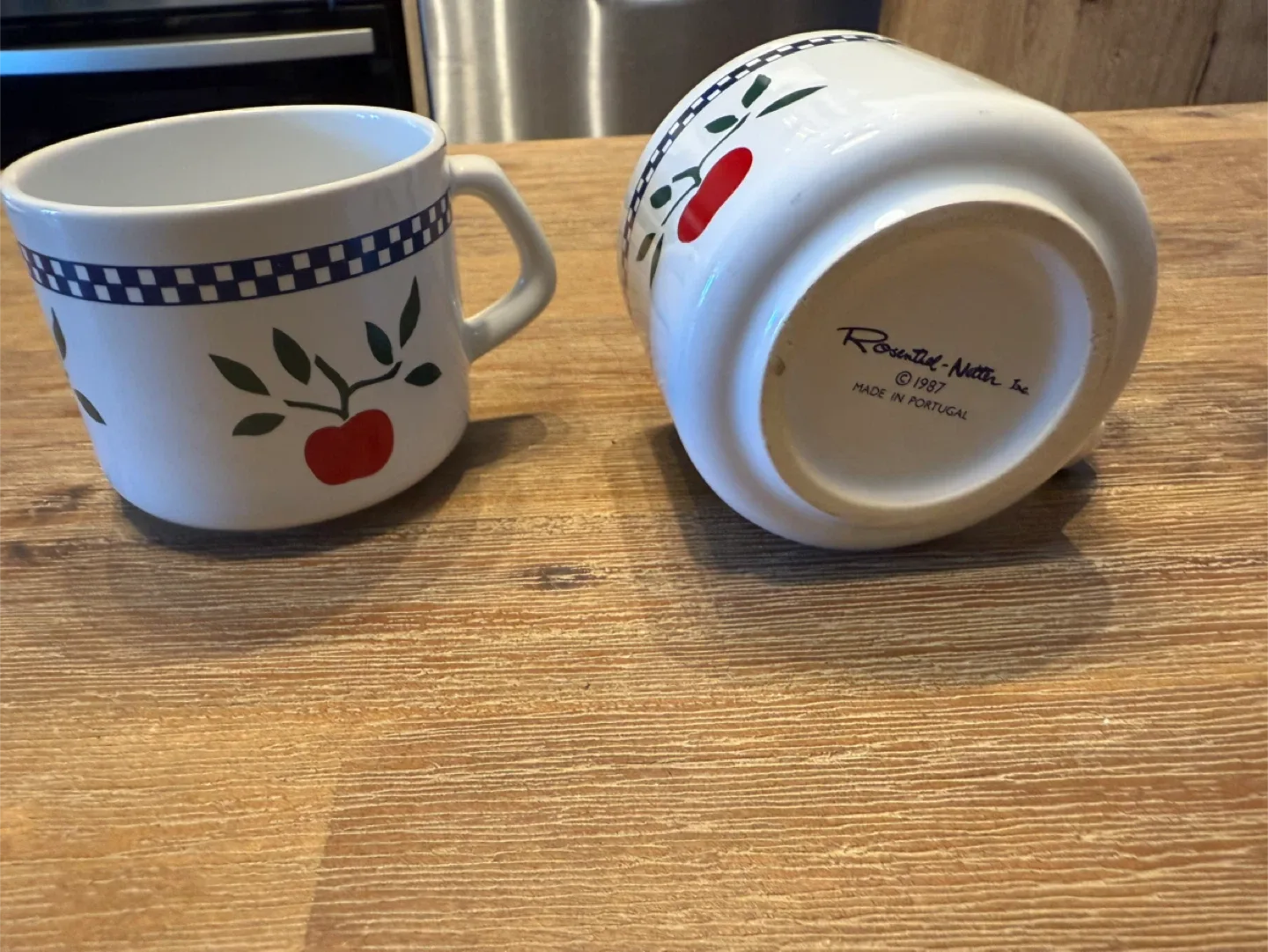 Rosenthal-Netter Inc. Apple Mugs, Portugal thumbnail