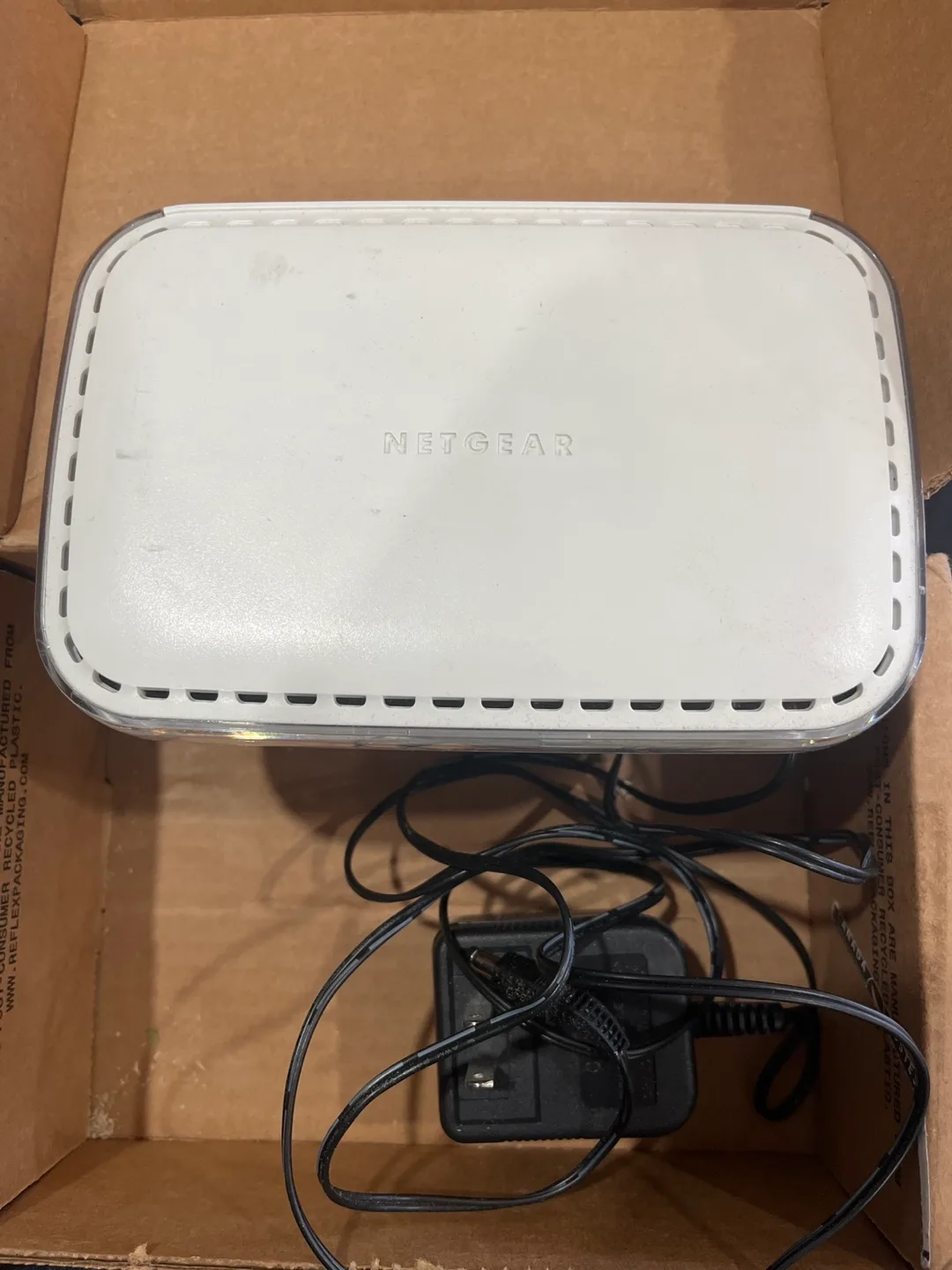 Netgear Cable/DSL Web Safe Router RP614 v3 thumbnail