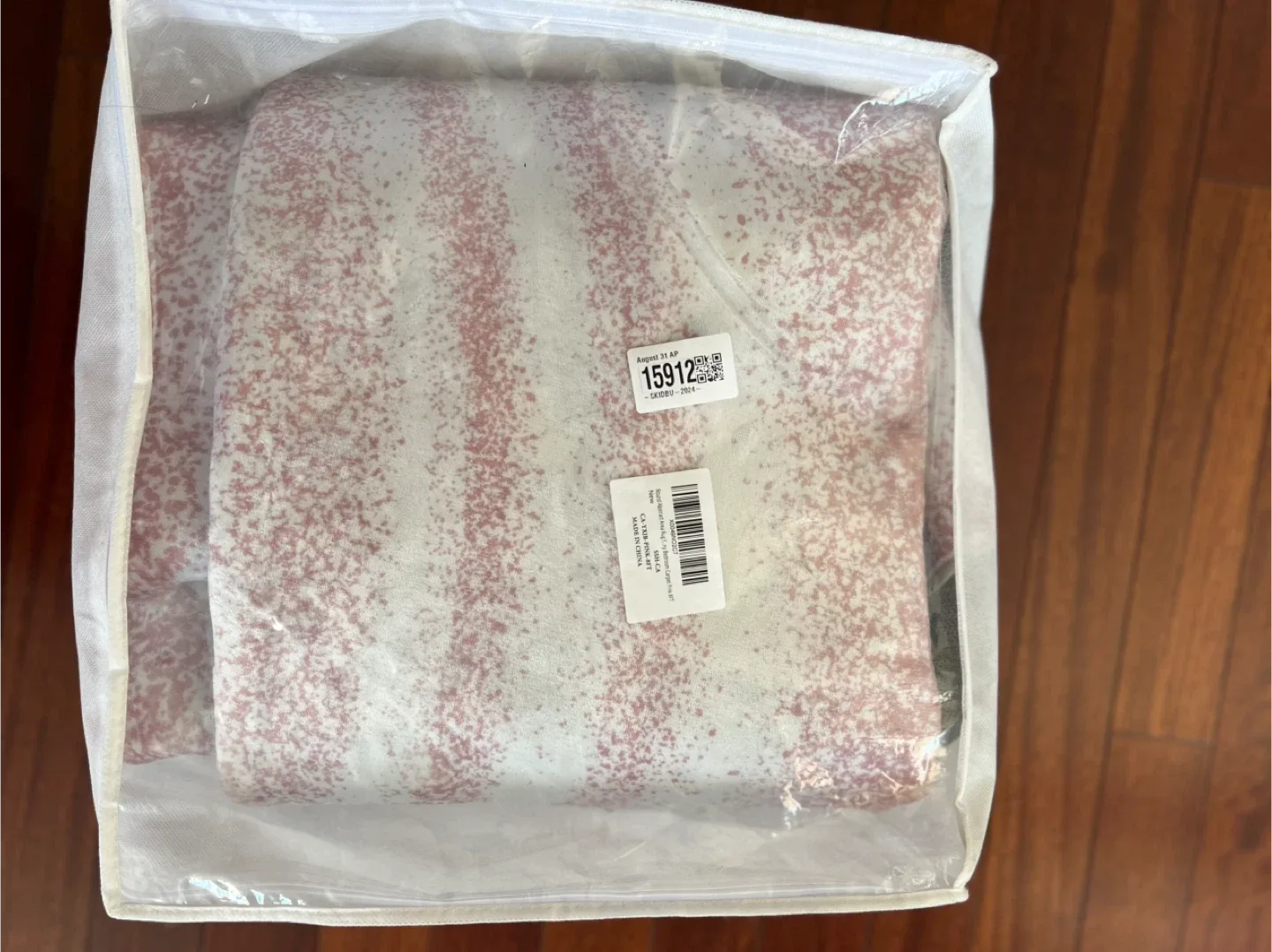 Round Abstract Area Rug - Pink, 8 ft image indicator(2)