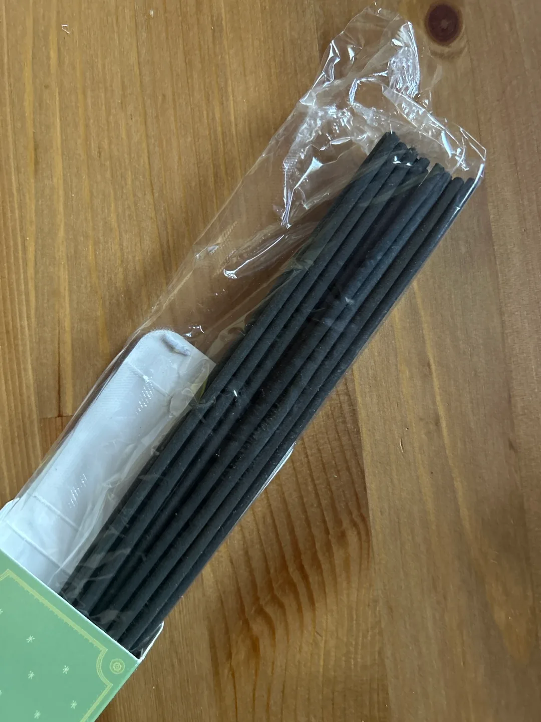 🌿 Eucalyptus Incense Sticks – 16 pcs image indicator(3)