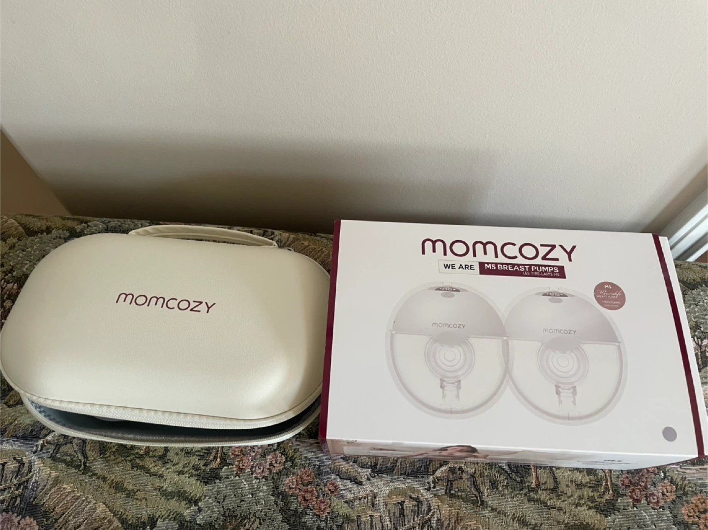 Momcozy M5 Wearable Breast Pumps - Like New! - photo 3