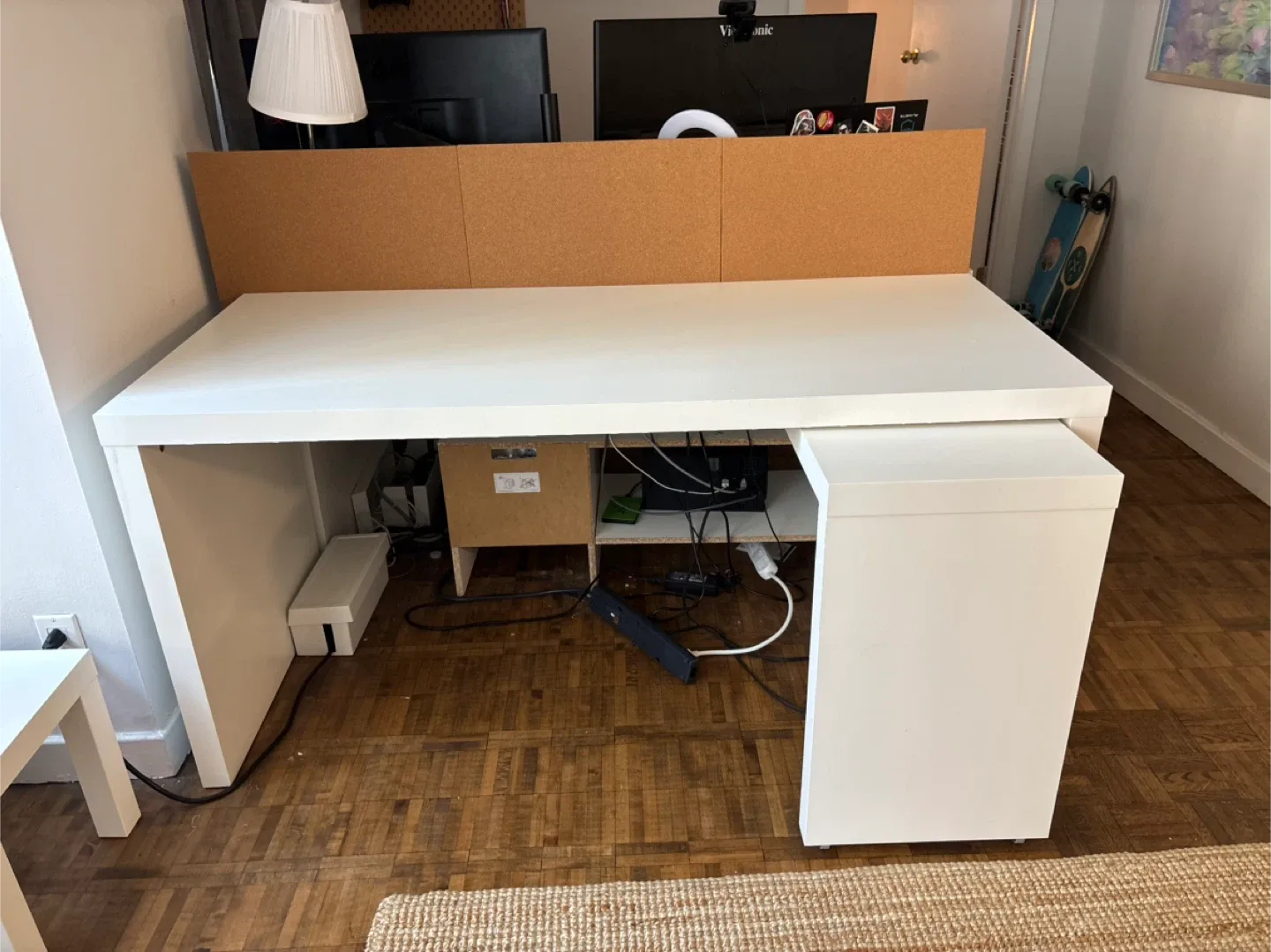 IKEA Desk with Corkboard Back image indicator(2)