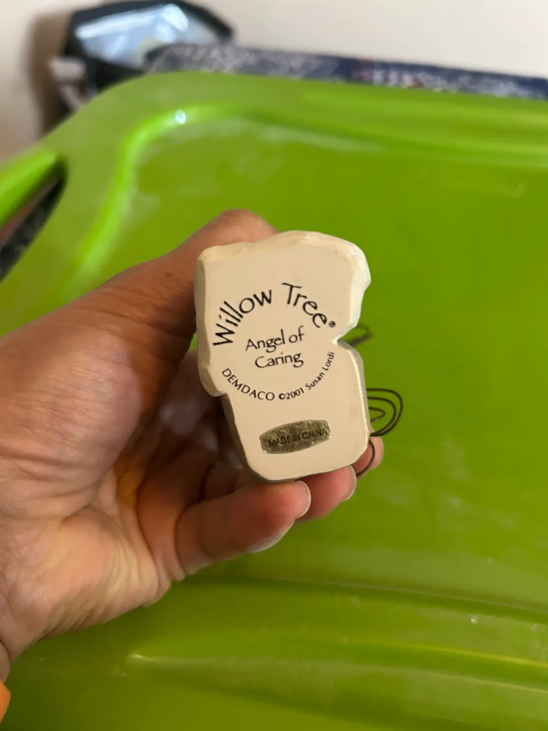 Willow Tree Angel of Caring Figurine image indicator(2)