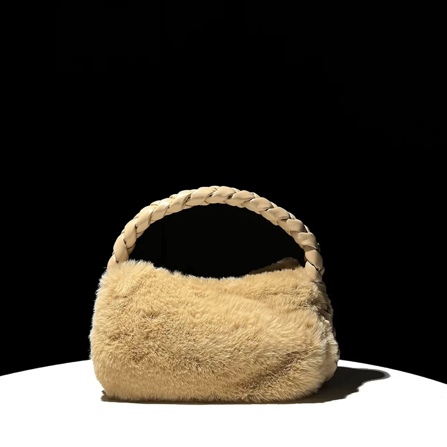 🥕Fuzzy Beige Shoulder Bag image indicator(2)
