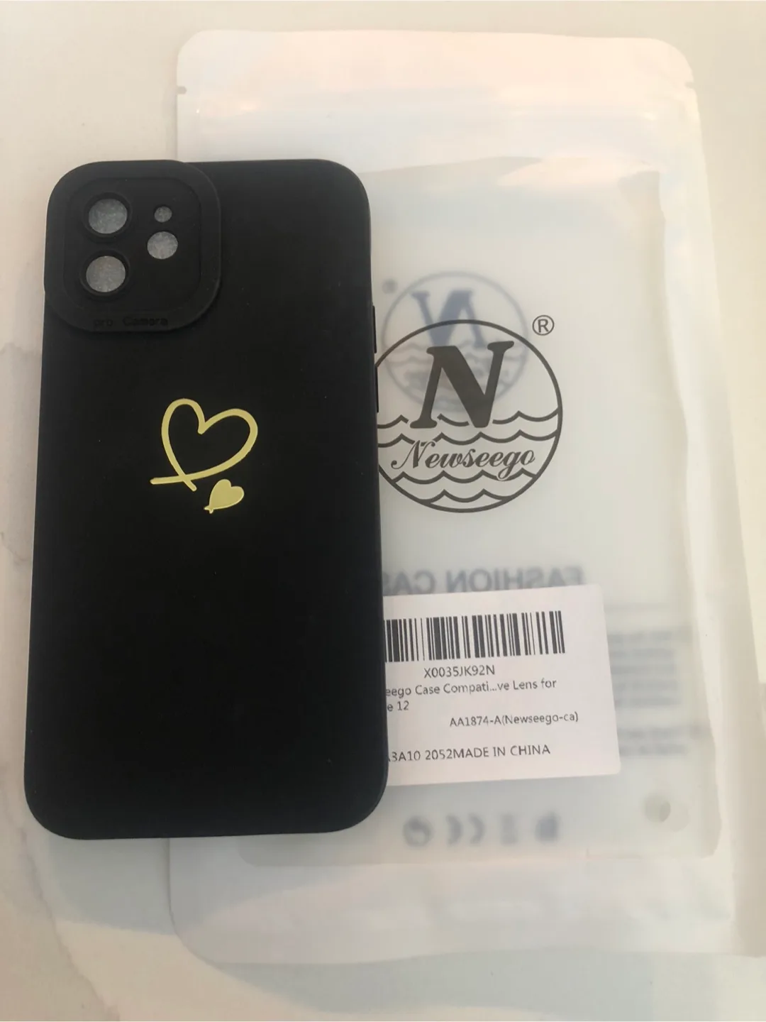 iPhone 12 Case - Black with Gold Heart image indicator(2)