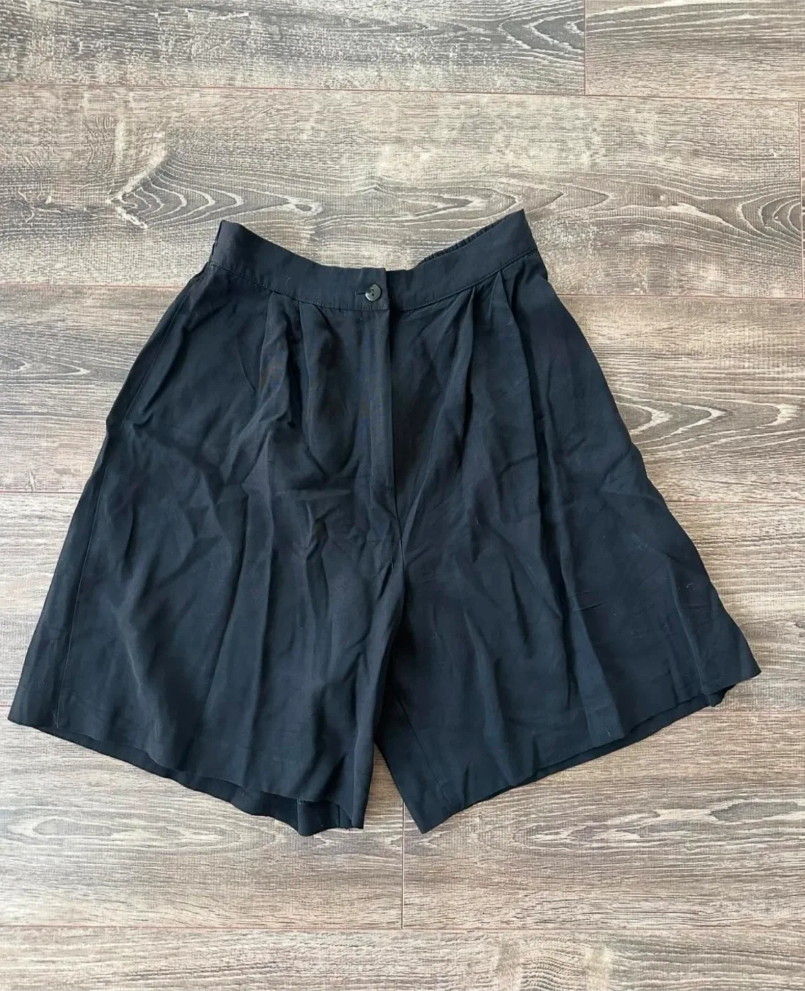 Bermuda shorts size 7/8 thumbnail