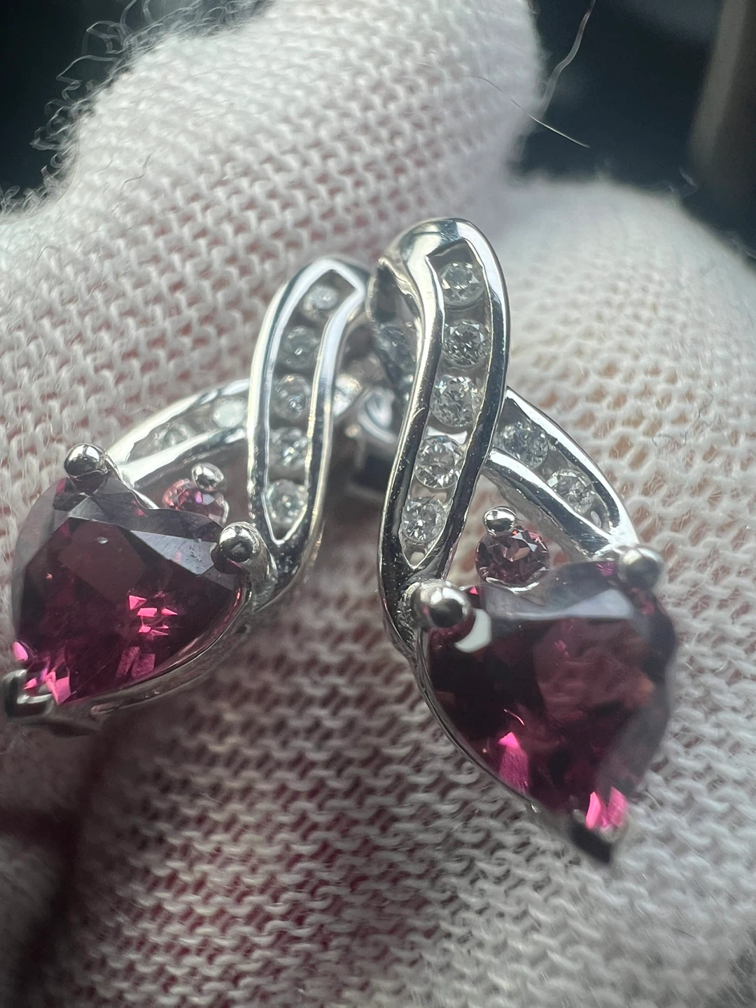 10 k pink tourmaline and diamonds earrings