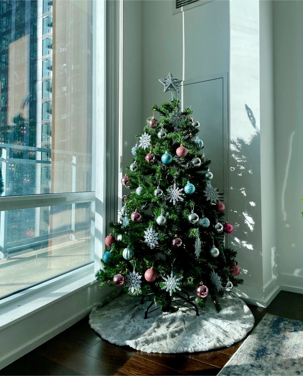 4.5 ft Spruce Christmas Tree - photo 2