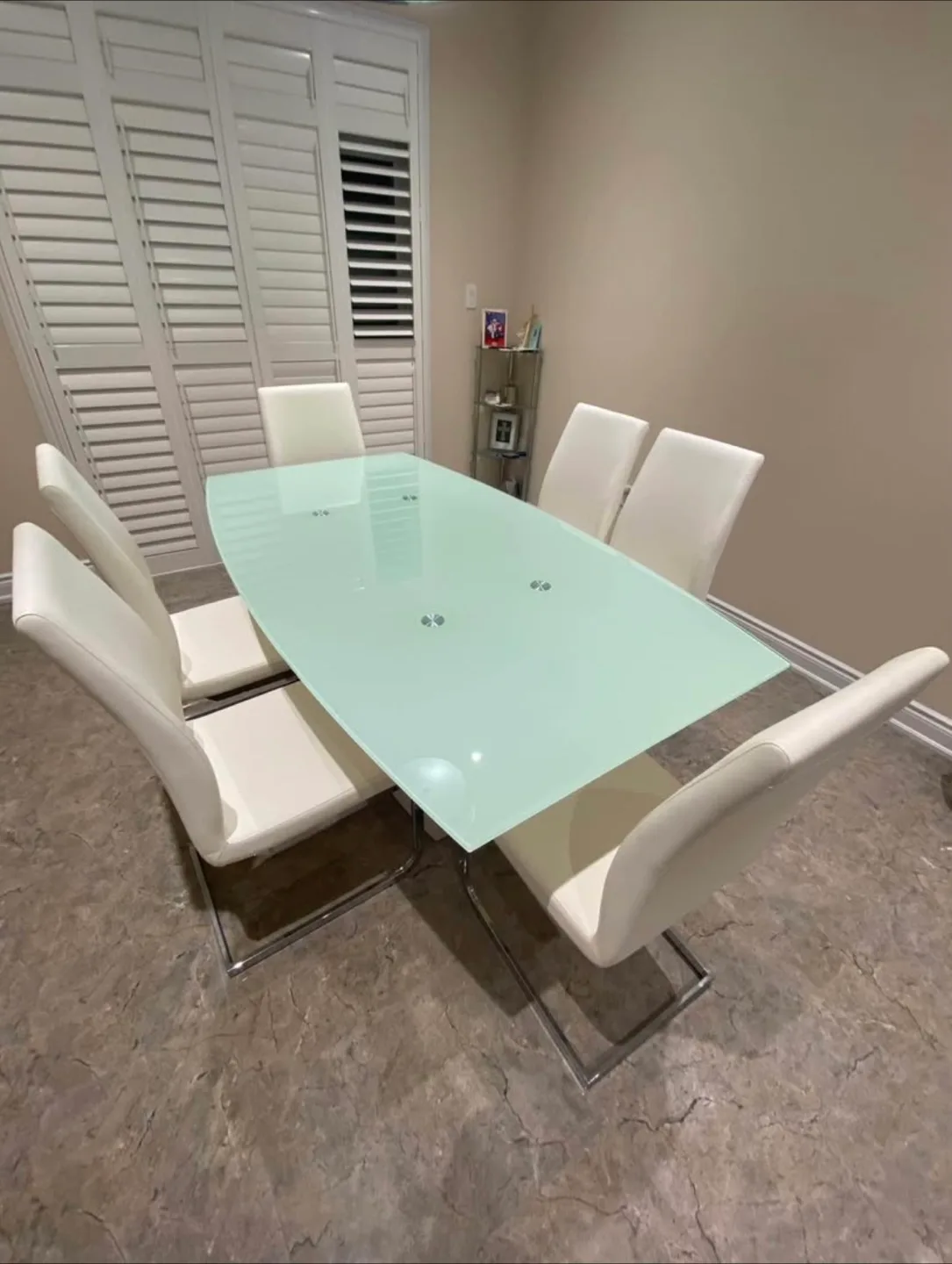 Glass Top Dining Table with 6 White Chairs thumbnail