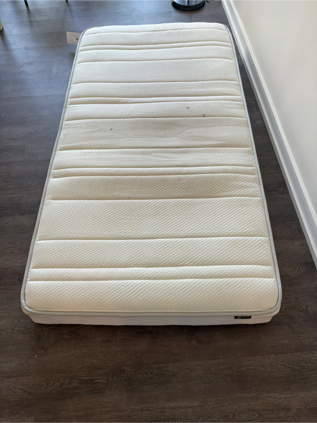 Zinus Memory Foam Mattress - Twin Size