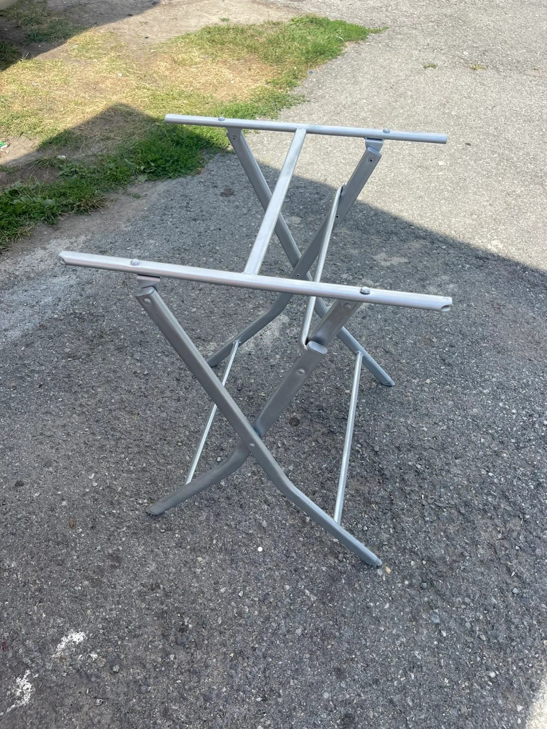 Round Glass Top Folding Table - Silver Frame thumbnail