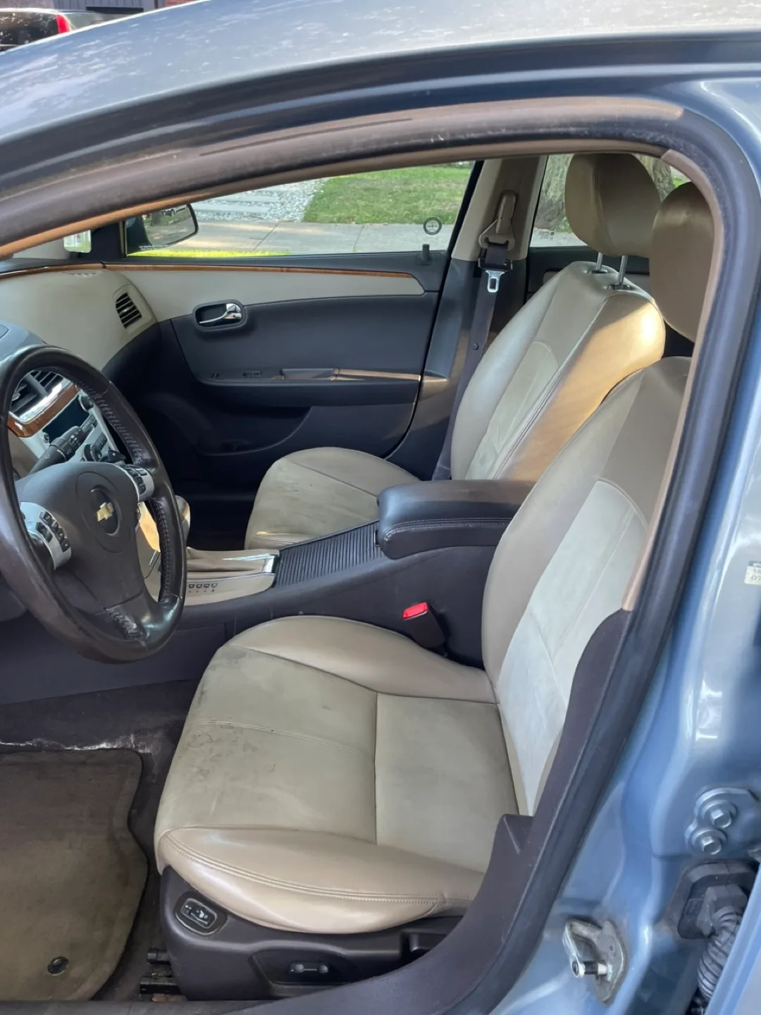 2008 Chevrolet Malibu Sedan image indicator(6)