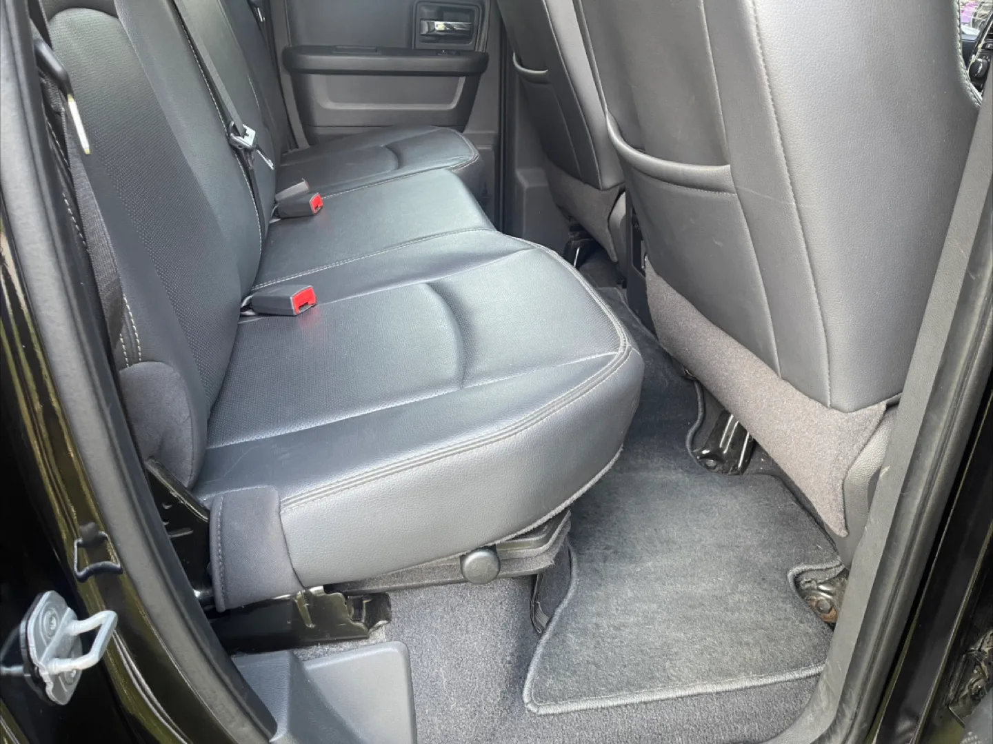 2011 Dodge Ram 1500 Laramie image indicator(10)