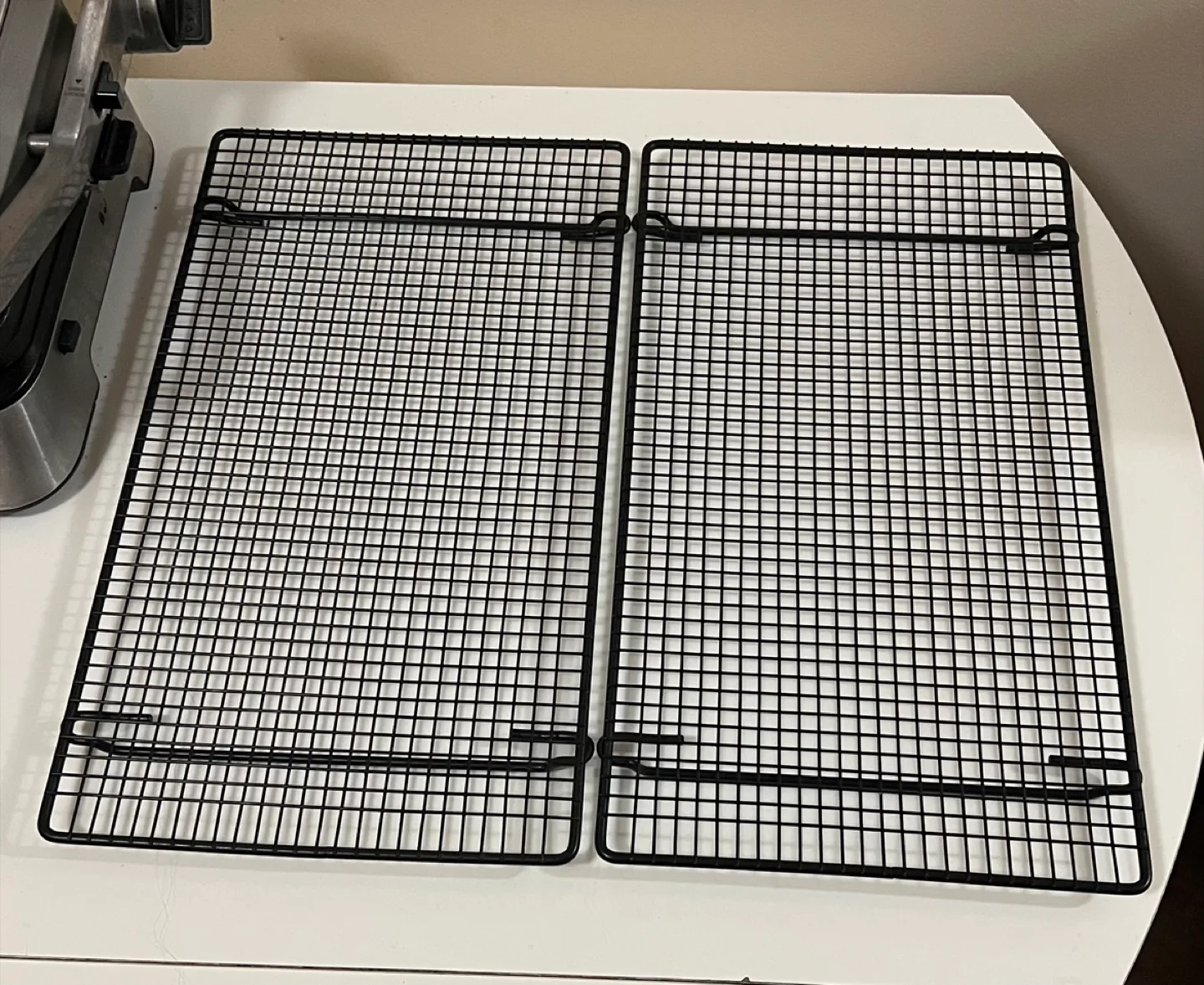 Set of Black Baking/Cooling Racks thumbnail