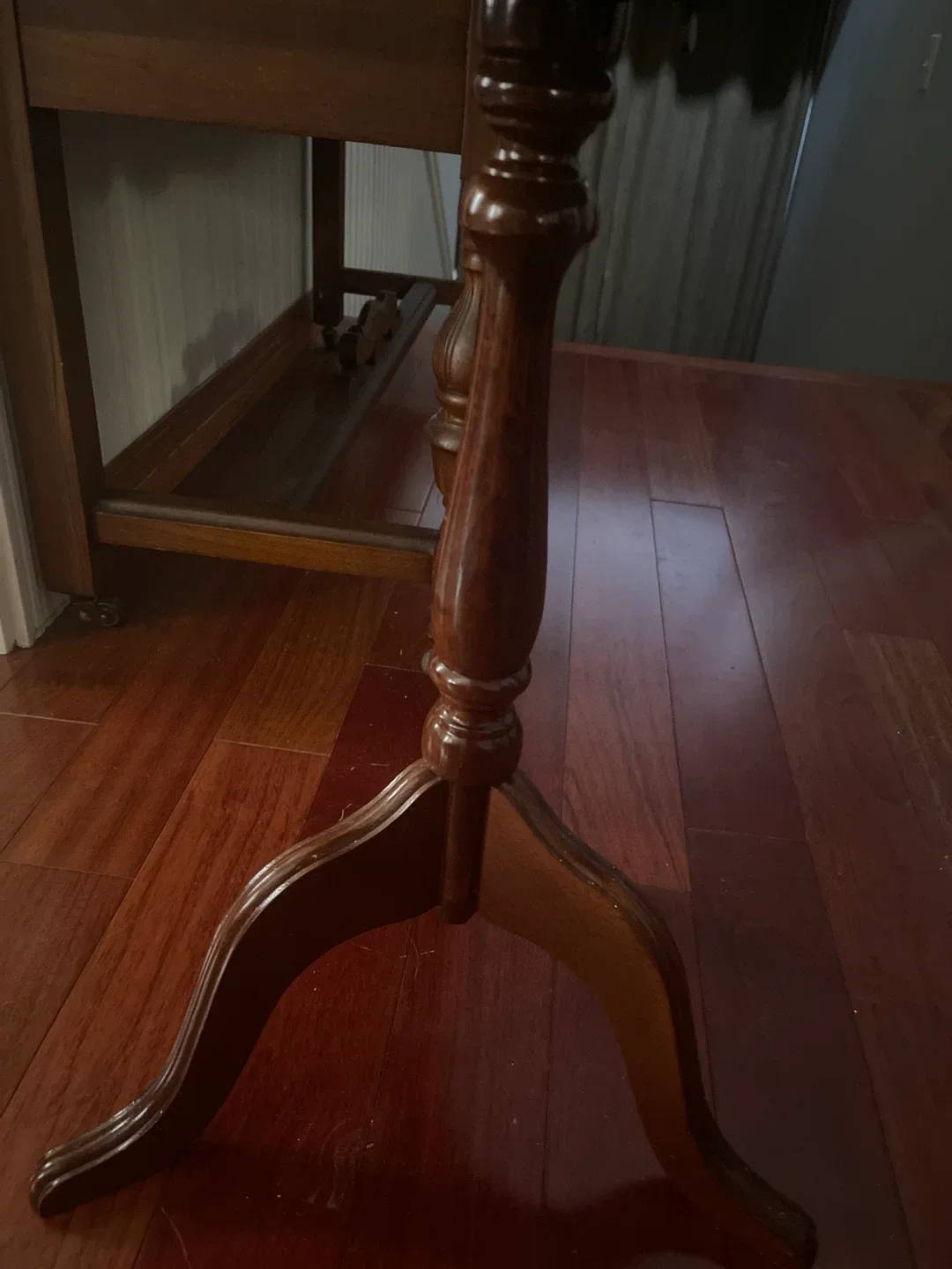 Bombay Company Accent Table - Dark Wood image indicator(4)