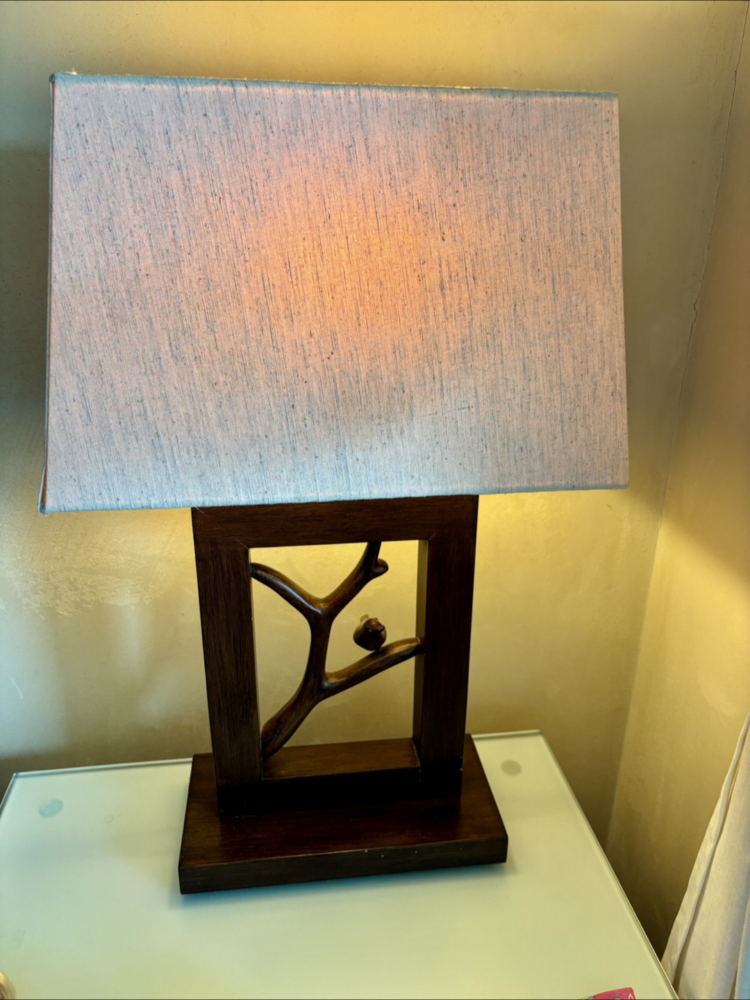 Table Lamp with Wooden Bird Design - photo 3