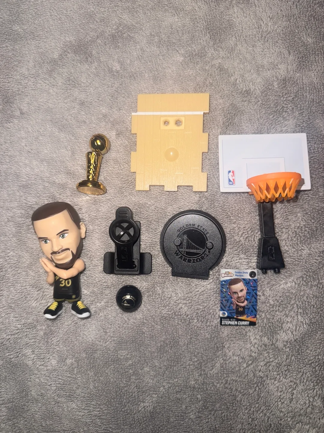Stephen Curry  “Super Rare” NBA Zuru Minifigures image indicator(2)