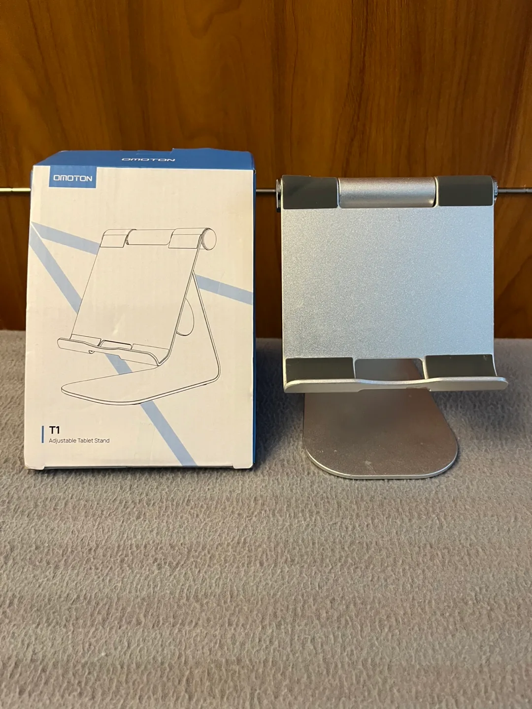 OMOTON T1 Adjustable Tablet Stand - Silver thumbnail