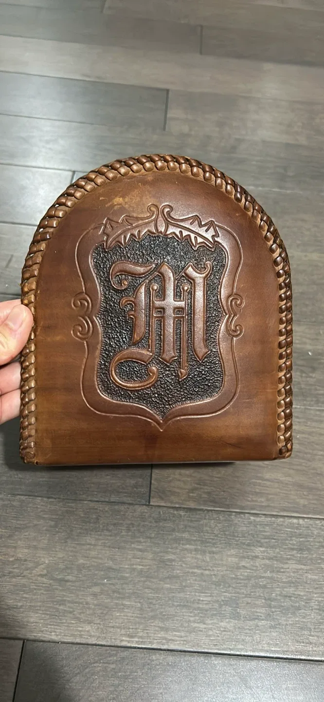 Vintage Brown Leather Bookend thumbnail